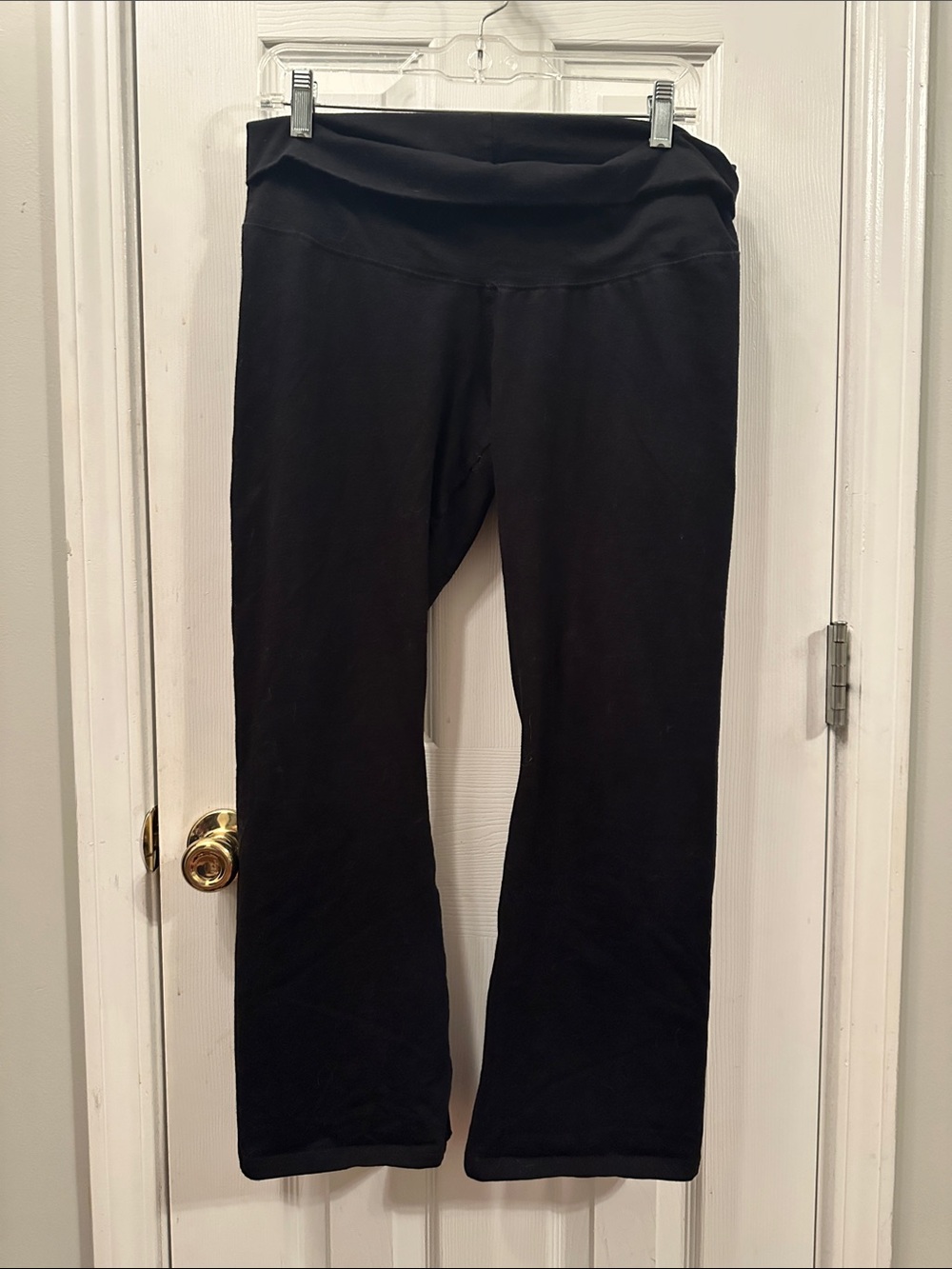 oh! mamma Maternity Black Capri Pants
